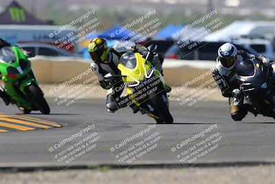 media/Oct-09-2022-SoCal Trackdays (Sun) [[95640aeeb6]]/Turn 2 (1110am)/